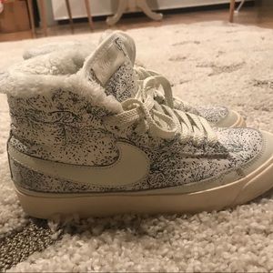 Nike high top sneaker